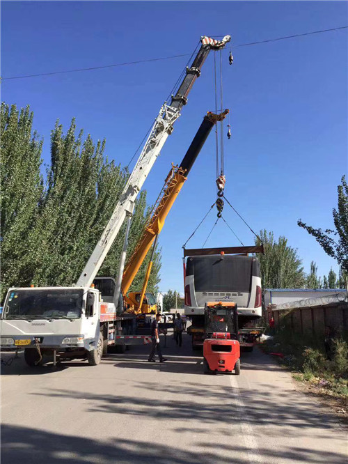 休宁县港口集装箱搬运案例